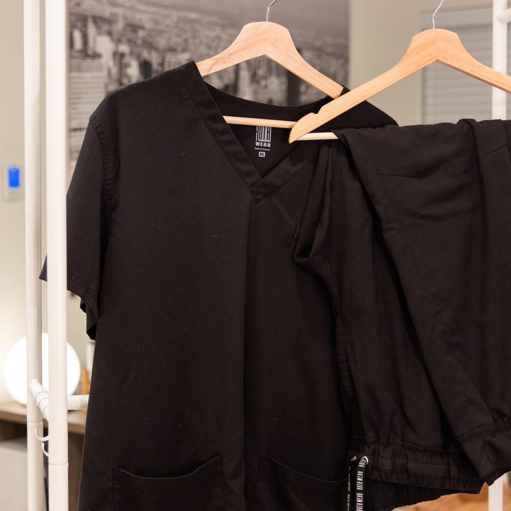 Mens Roth Scrubs Set